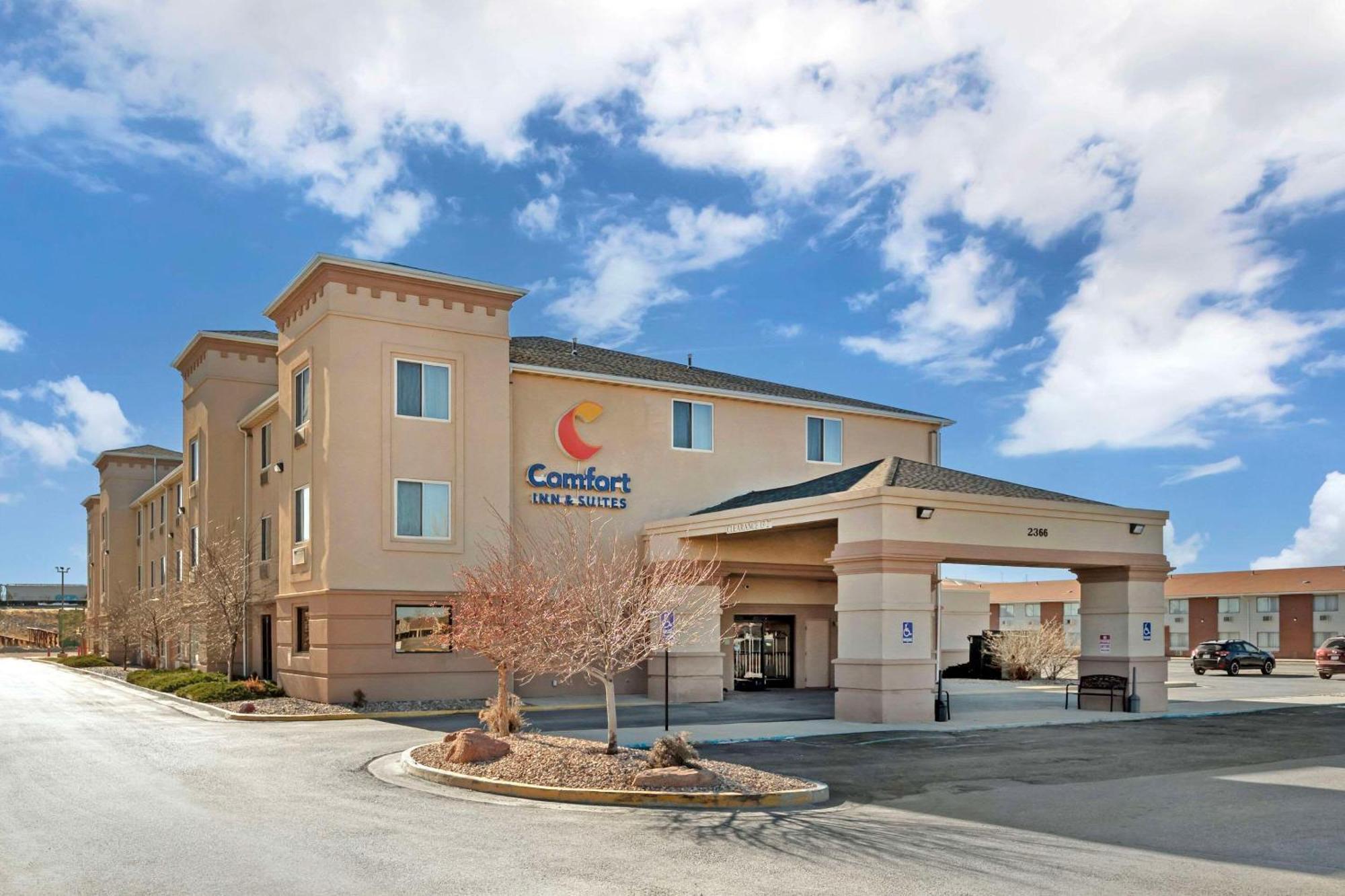 Comfort Inn & Suites Rawlins Exterior photo